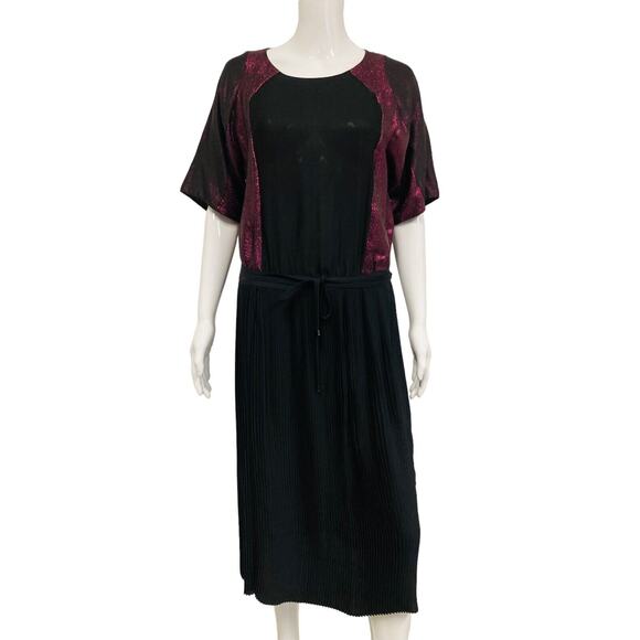GUCCI $3400 Black and Purple Mesh Silk Insert Pleated Midi Dress Size EU 42 US 6 - Picture 1 of 10